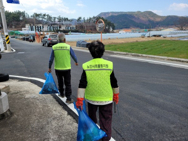 7a64fb90f94fdda0fc5b115f096cae7b_1774945